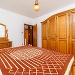 Apartment Dragan *