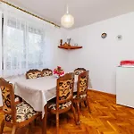 Apartment Dragan
