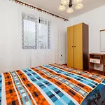 Apartment Dragan