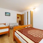 Dragan Apartment *